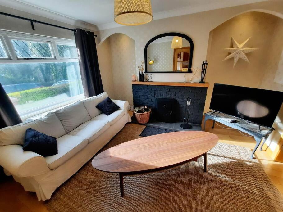 - The Holly Tree House - Villa Bushmills Dış mekan fotoğraf